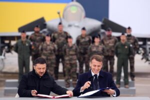 Ukraine Commits to Buying up to 100  Rafale Fighters